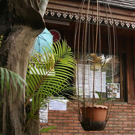 Hotel Mano Temple House Luang Prabang Esterno foto