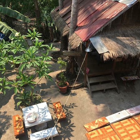 Hotel Mano Temple House Luang Prabang Esterno foto