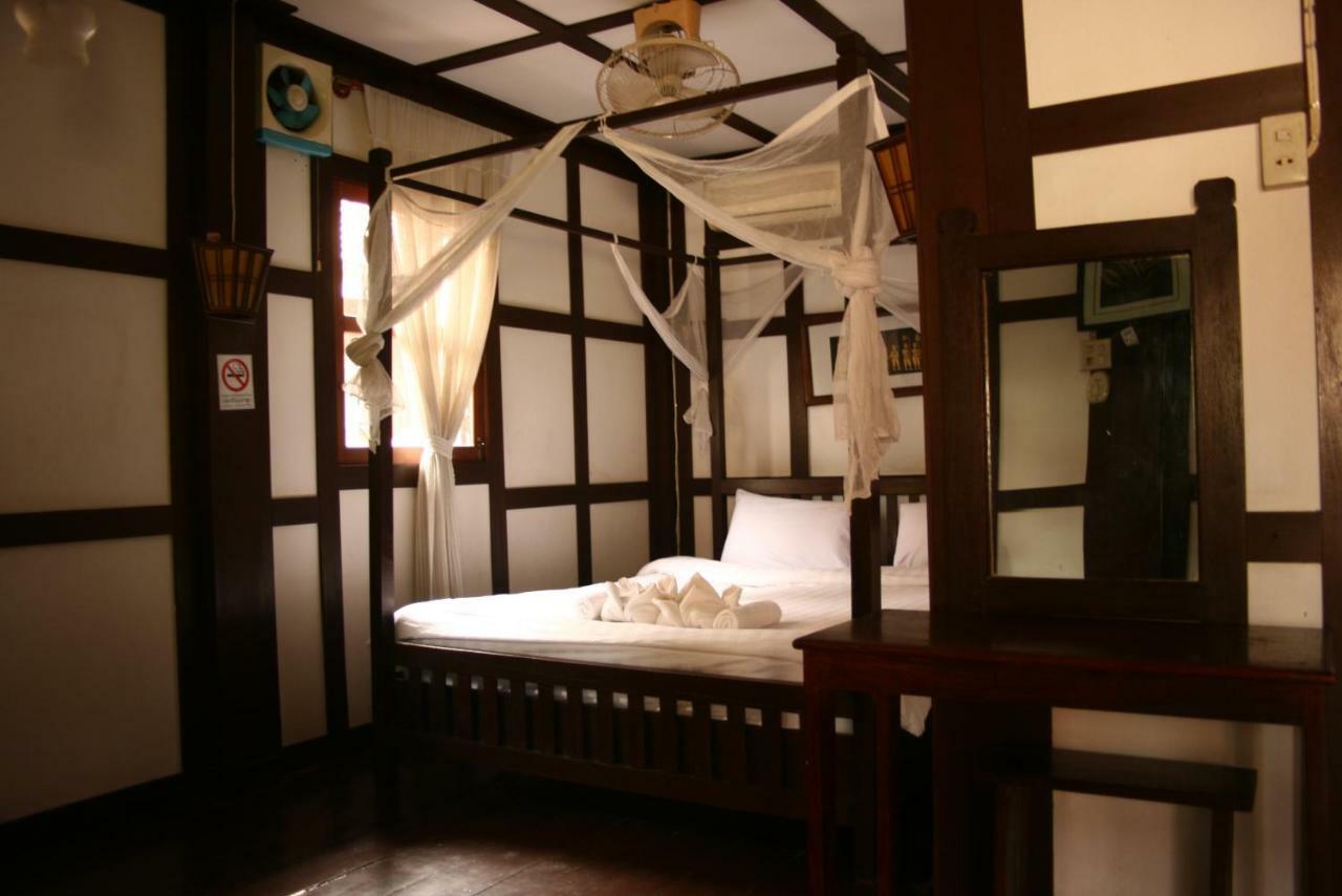 Hotel Mano Temple House Luang Prabang Esterno foto