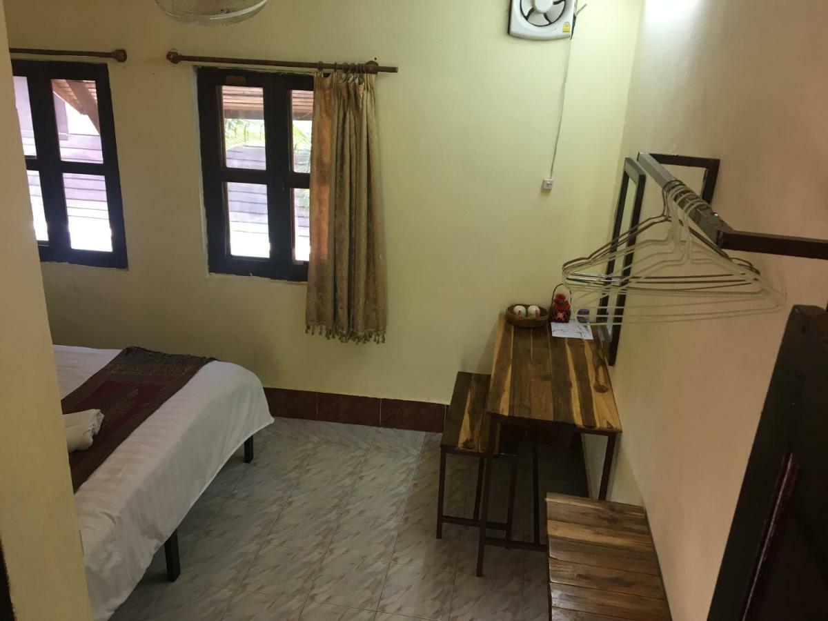 Hotel Mano Temple House Luang Prabang Esterno foto