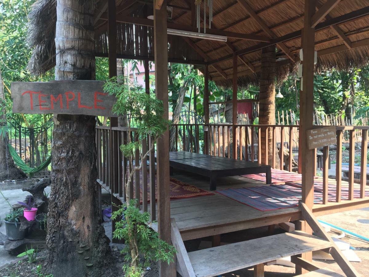 Hotel Mano Temple House Luang Prabang Esterno foto