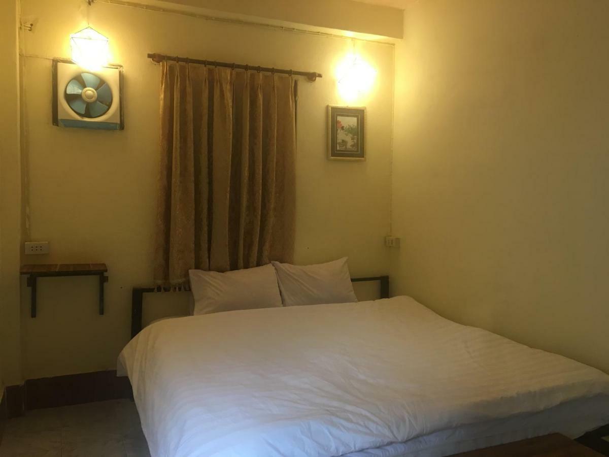Hotel Mano Temple House Luang Prabang Esterno foto